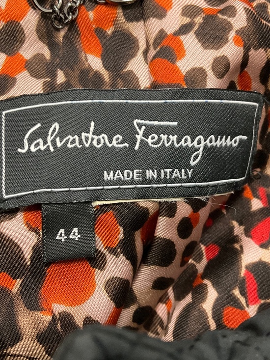 SALVATORE FERRAGAMO BLACK QUILTED BUTTON FRONT JACKET WITH BELT - Picture 4 of 4